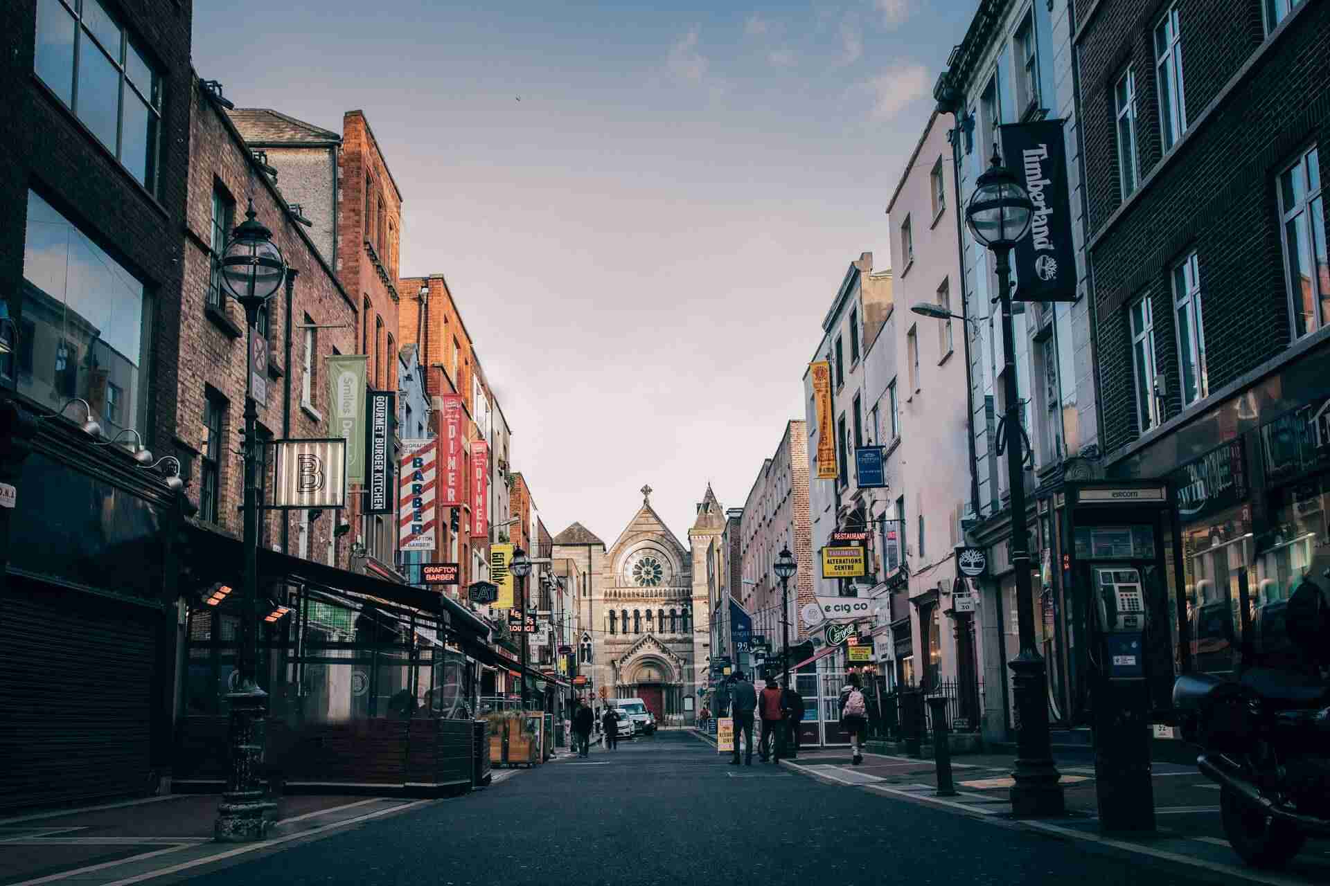 Things to Know Before Traveling to Ireland – Essential Travel Guide